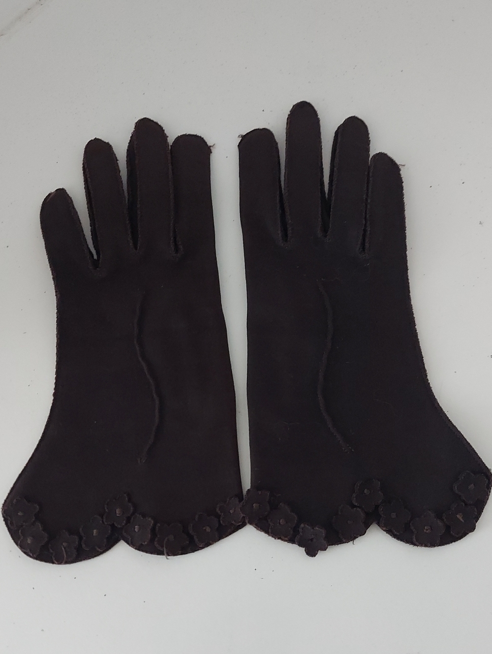 Women's Chocolate Brown Floral-Trim Gloves